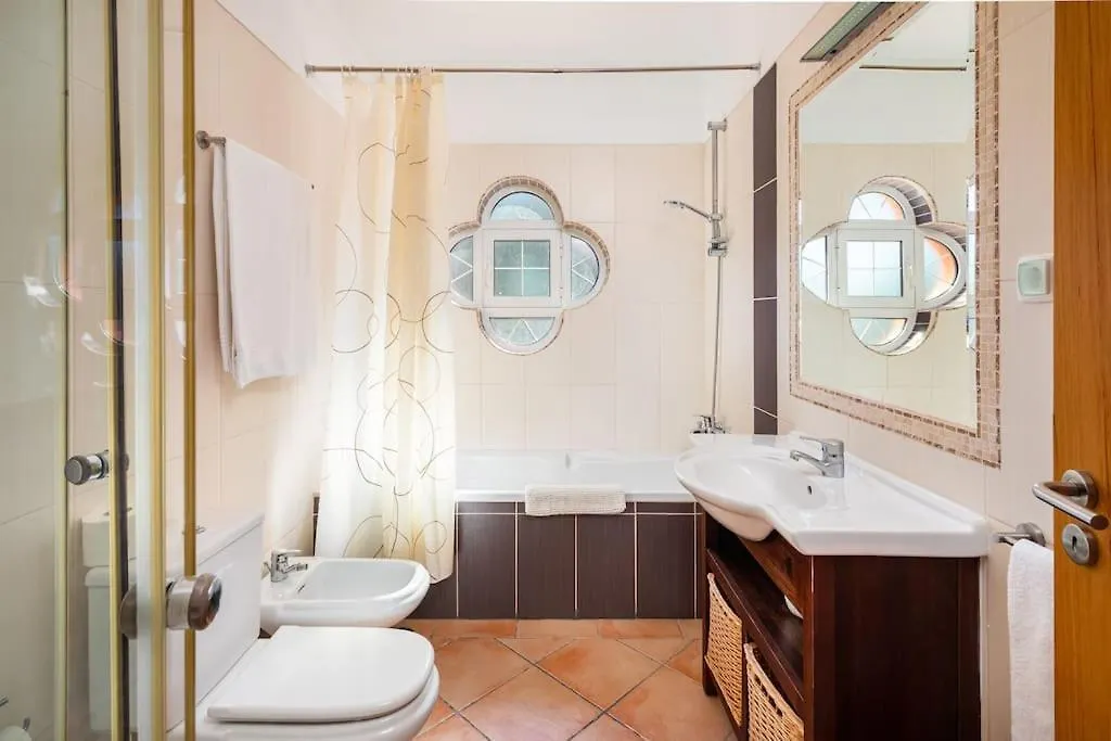 4 Bedrooom Private Villa Ribeiro I Pool, Bbq, Ac, Wifi, Beach 알부페이라