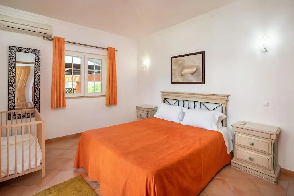 4 Bedrooom Private Villa Ribeiro I Pool, Bbq, Ac, Wifi, Beach Albufeira