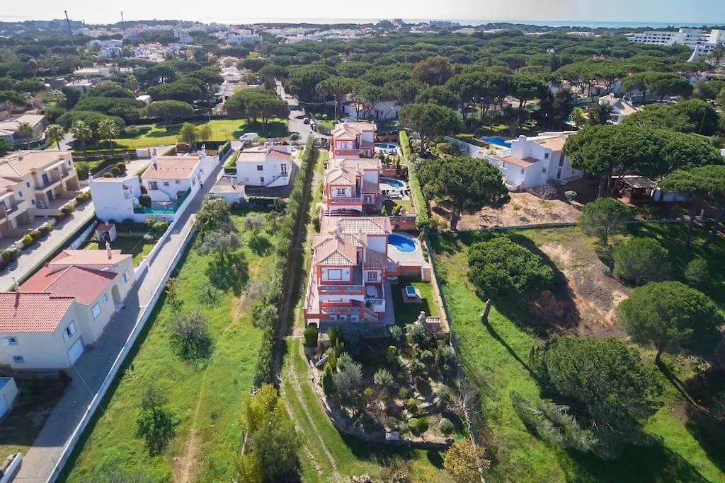 4 Bedrooom Private Villa Ribeiro I Pool, Bbq, Ac, Wifi, Beach Albufeira